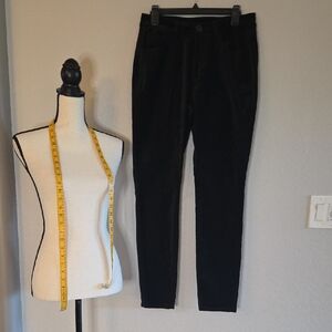 CAbi Black Velvet Skinny Pants Size 6 EUC Excellent For Business/Casual Outings